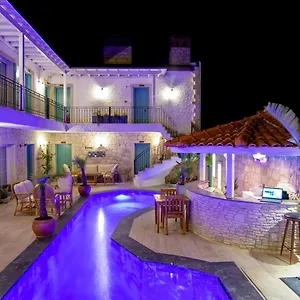 Avlu Boutique 2*, Alacati Turkey